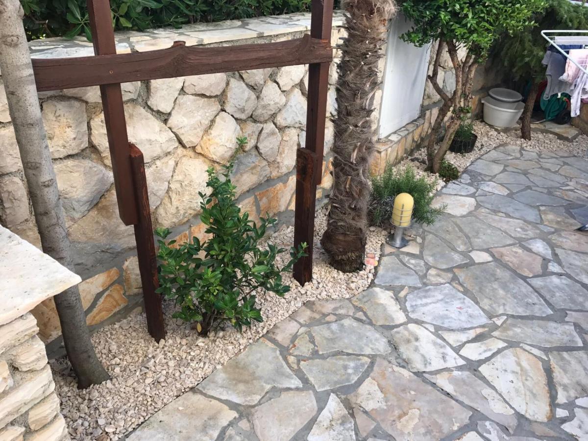 נובליה Jurisic Apartments מראה חיצוני תמונה