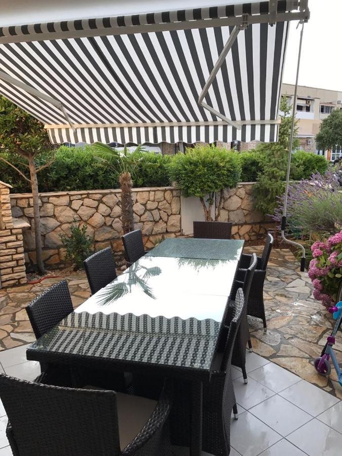 נובליה Jurisic Apartments מראה חיצוני תמונה