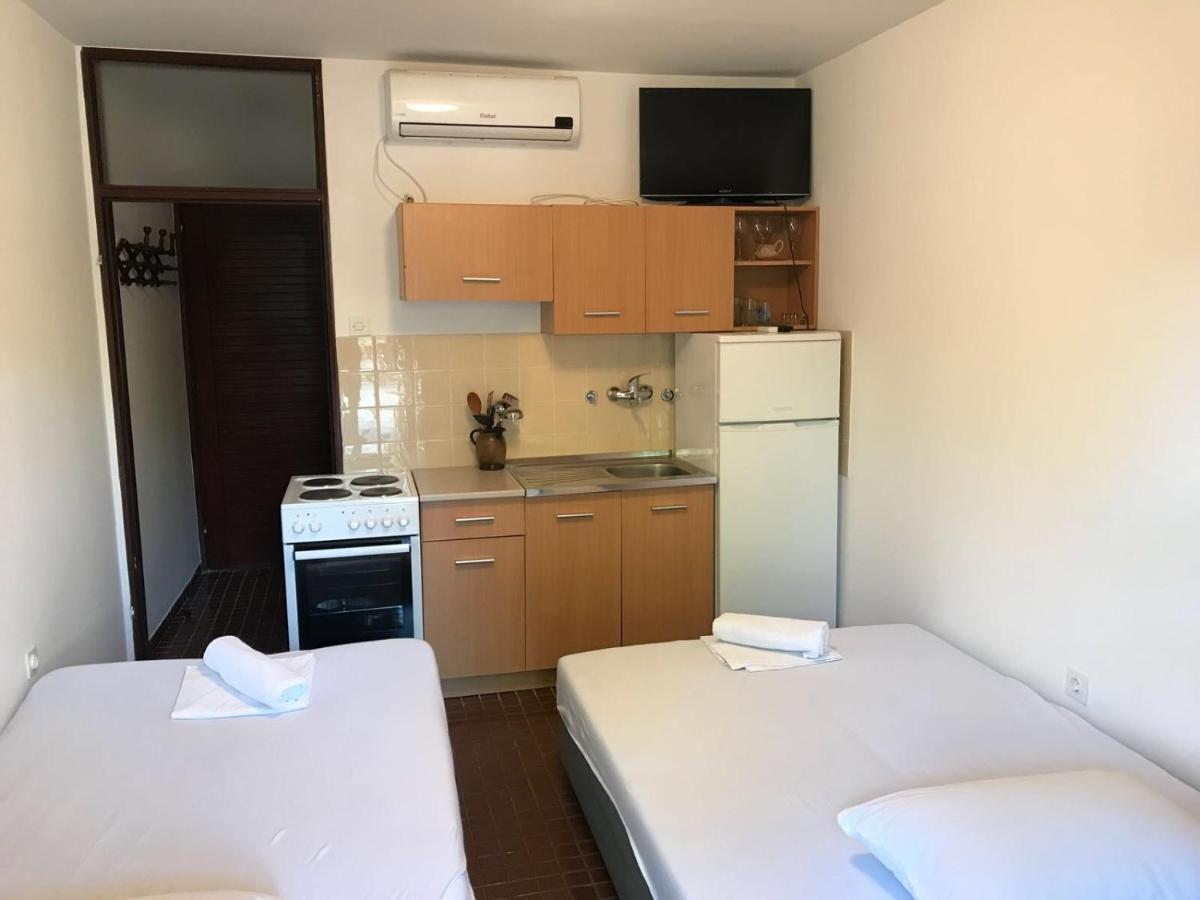 נובליה Jurisic Apartments מראה חיצוני תמונה
