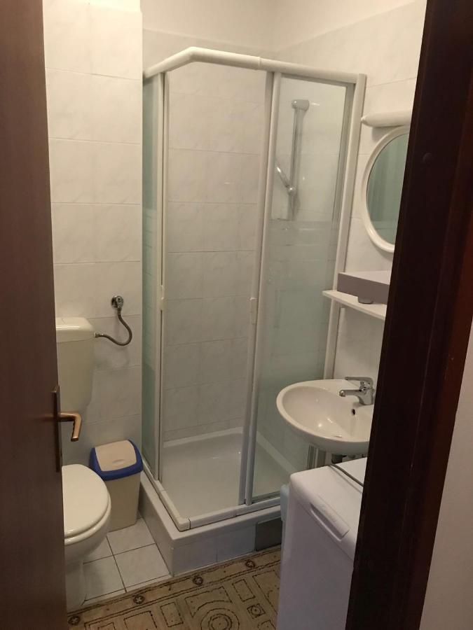 נובליה Jurisic Apartments מראה חיצוני תמונה