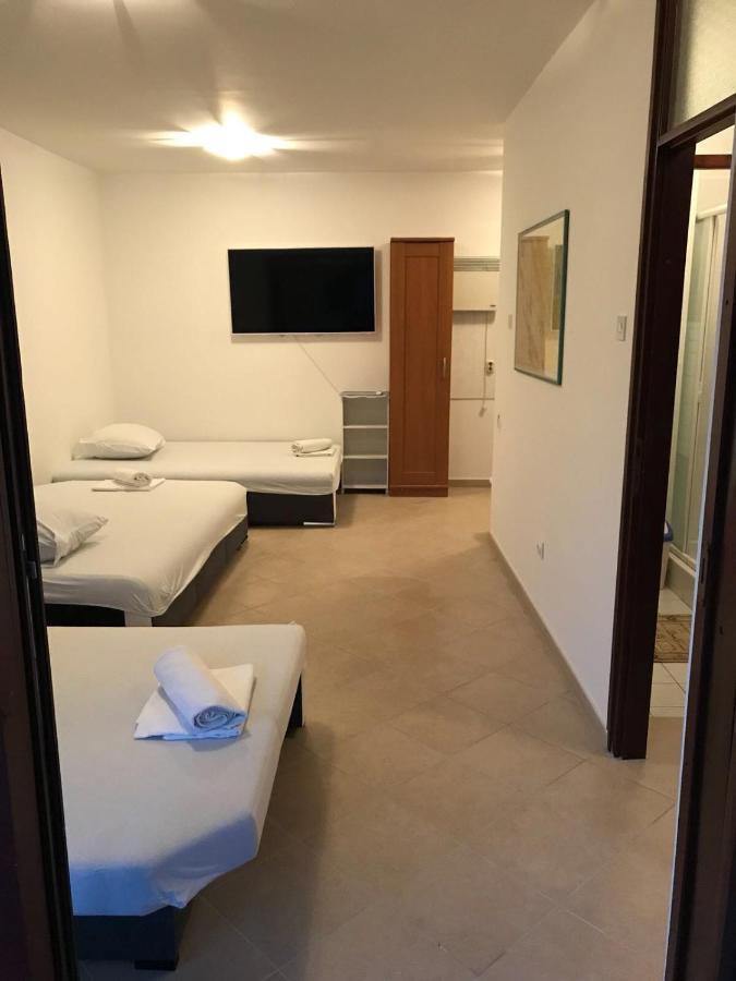 נובליה Jurisic Apartments מראה חיצוני תמונה